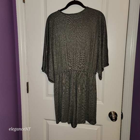 Apricot Lane Silver Shimmer short pant jumpsuit   Sz: M  NWT - Picture 5 of 8
